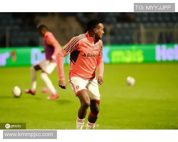 阿瓦伊主场迎战巴西国际力争联赛首胜展现斗志